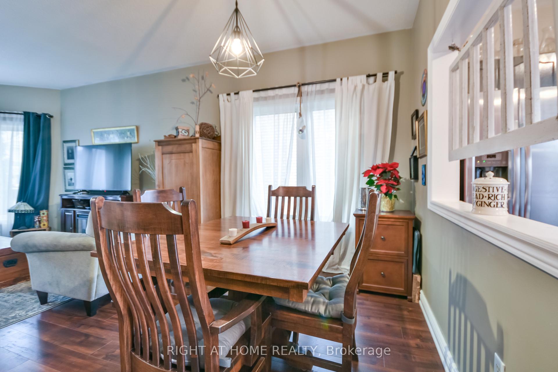 Photo 14 of 159 Birkhall Place, Barrie, Innis-Shore — HOMEH