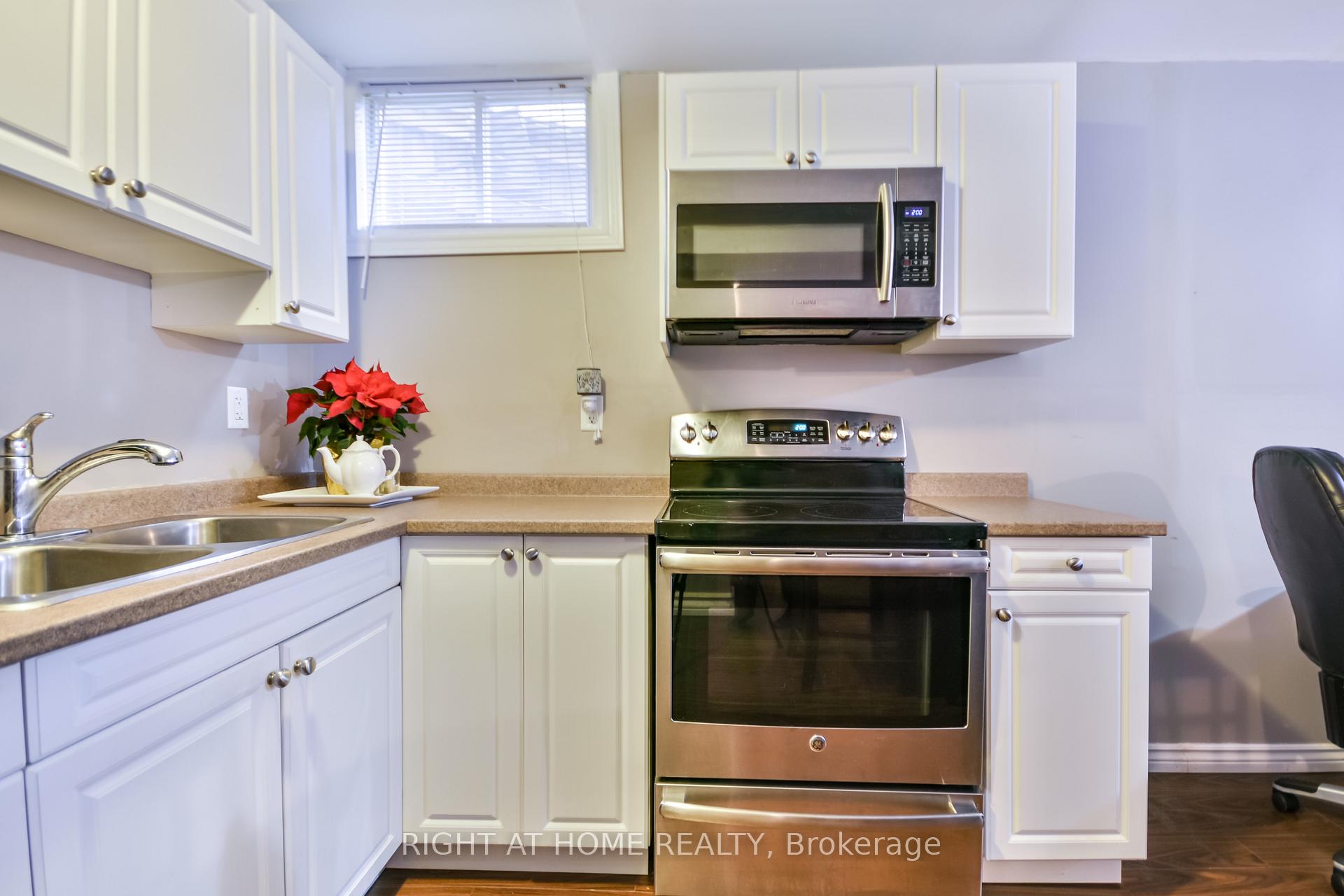 Photo 23 of 159 Birkhall Place, Barrie, Innis-Shore — HOMEH