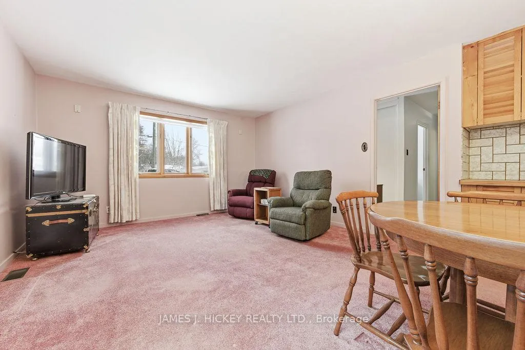 Photo 16 of 94 Glendale Avenue, Deep River — HOMEH