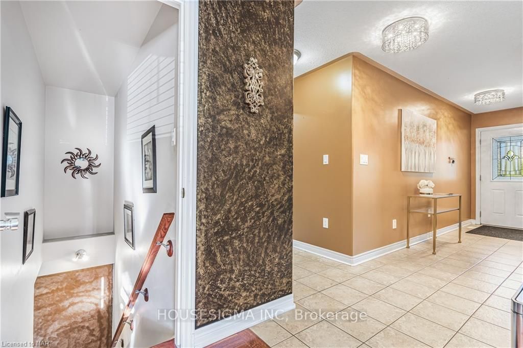 Photo 19 of 84 Avery Crescent, St. Catharines, Oakdale — HOMEH
