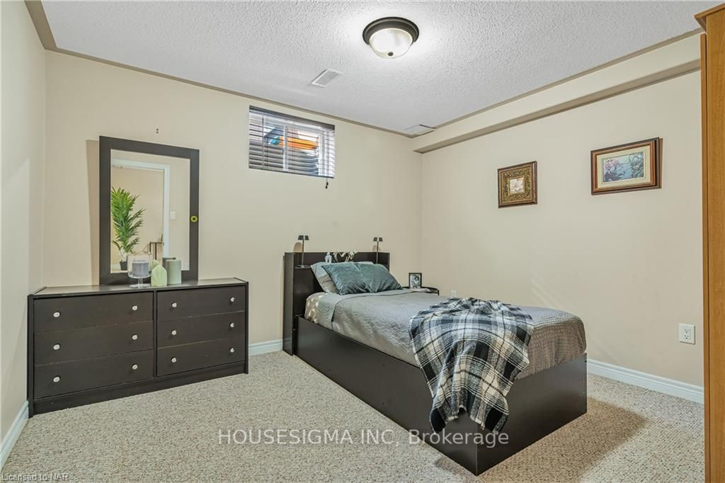 Photo 22 of 84 Avery Crescent, St. Catharines, Oakdale — HOMEH