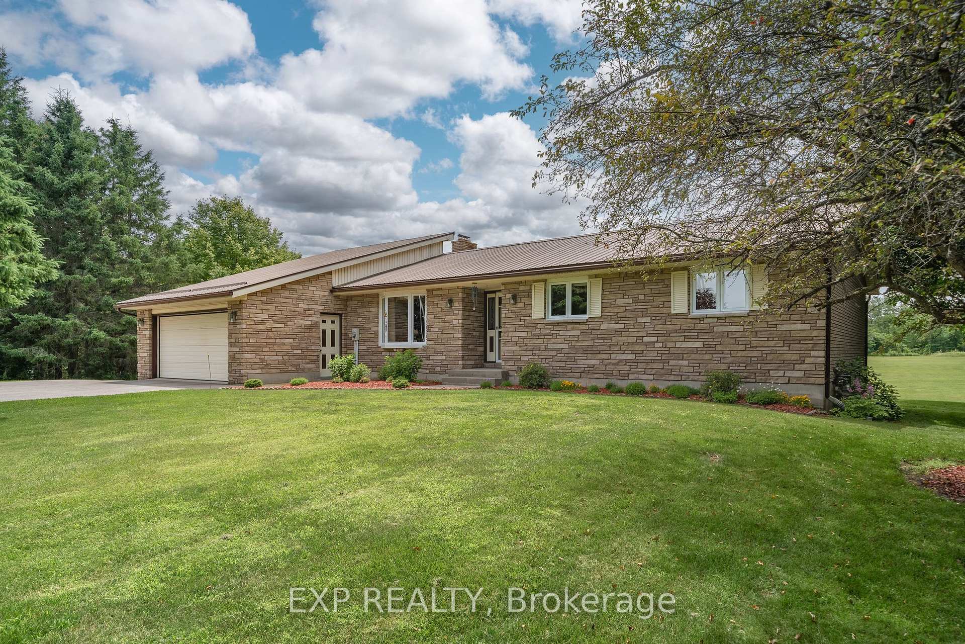 Photo 29 of 2106 County Road 30 N, Brighton, Rural Brighton — HOMEH