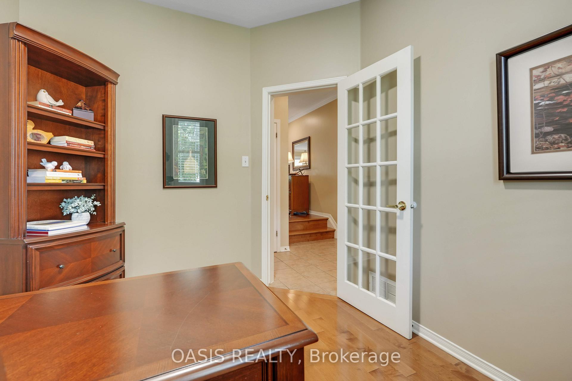 Photo 6 of 26 Stoneleigh Street, Ottawa, Barrhaven - Strandherd — HOMEH