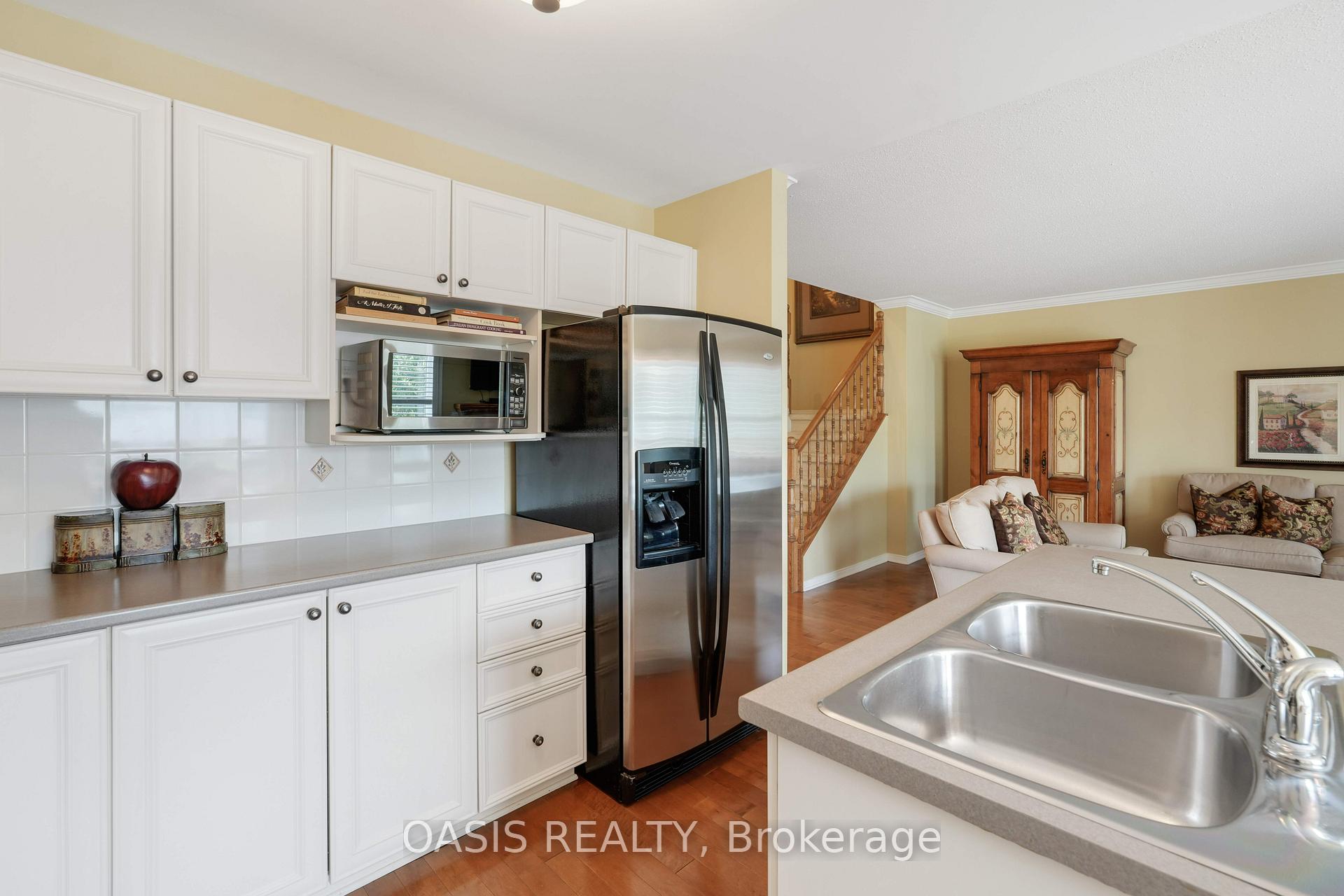 Photo 13 of 26 Stoneleigh Street, Ottawa, Barrhaven - Strandherd — HOMEH
