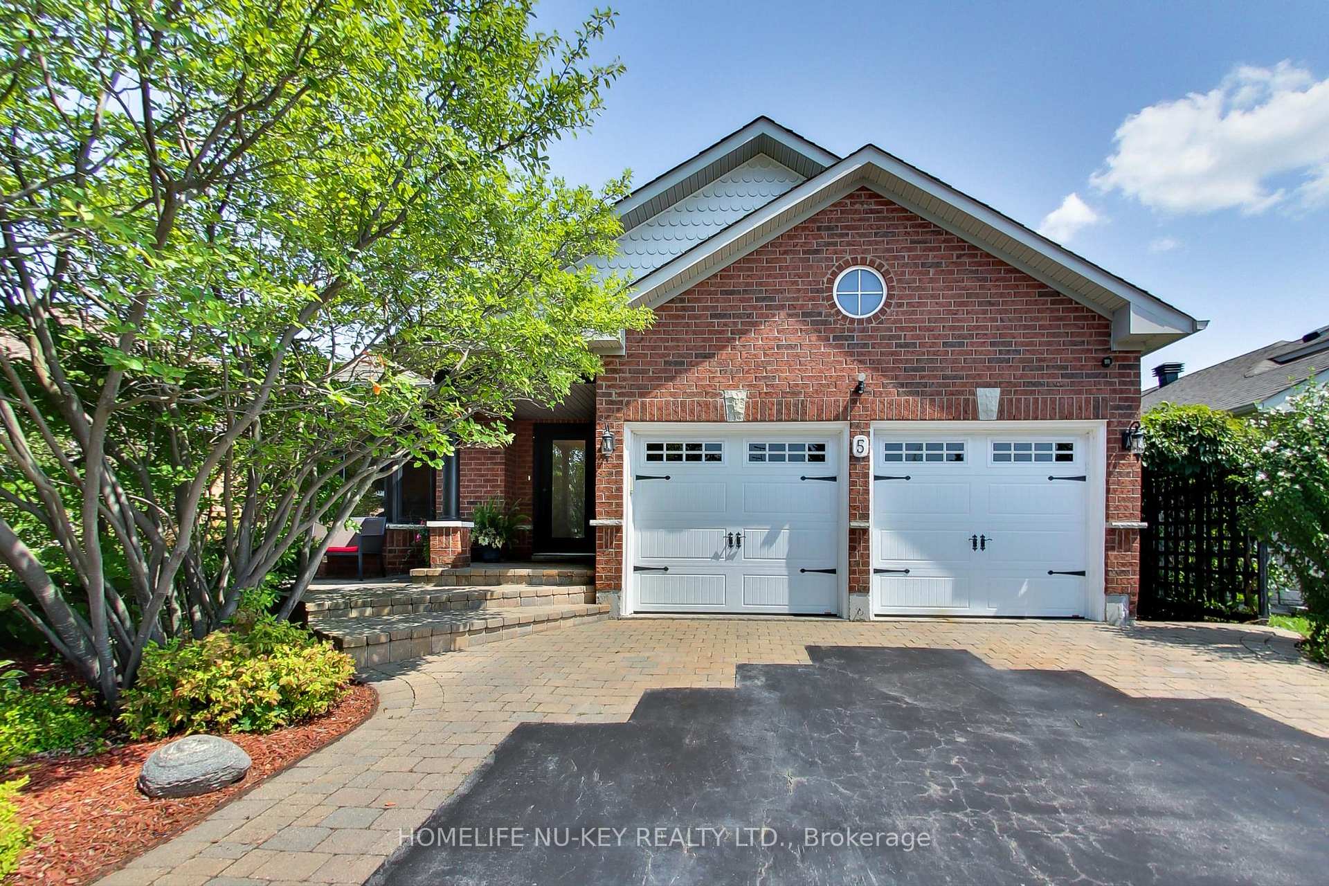 Photo 1 of 5 Duval Drive, Barrie, East Bayfield — HOMEH