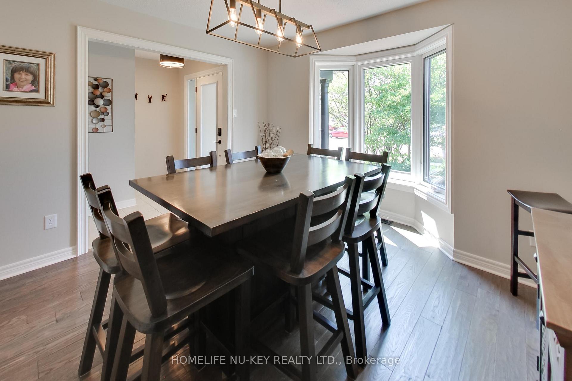 Photo 7 of 5 Duval Drive, Barrie, East Bayfield — HOMEH
