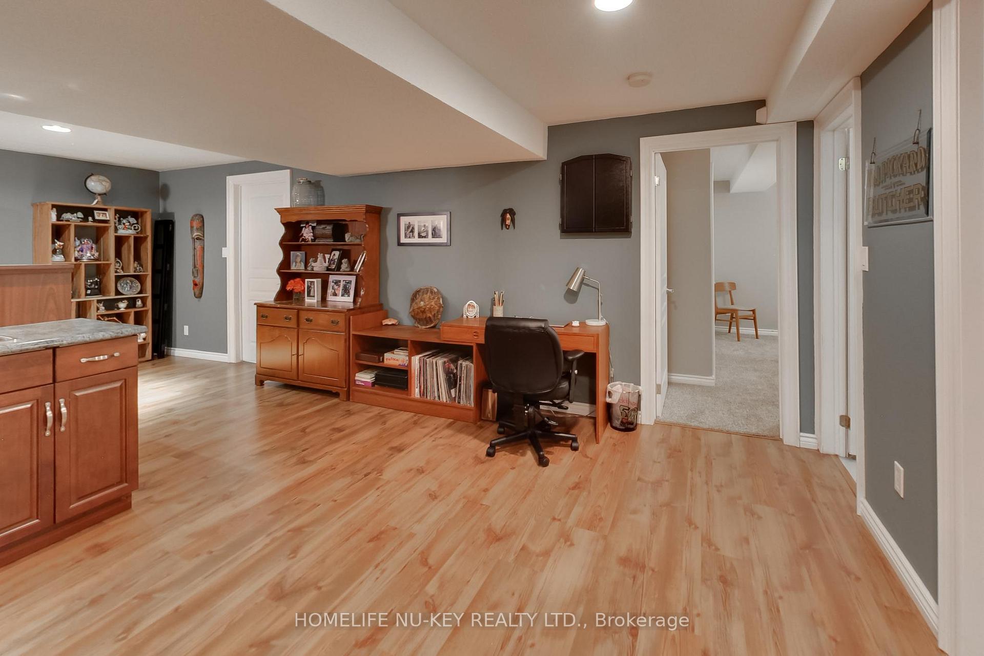 Photo 24 of 5 Duval Drive, Barrie, East Bayfield — HOMEH