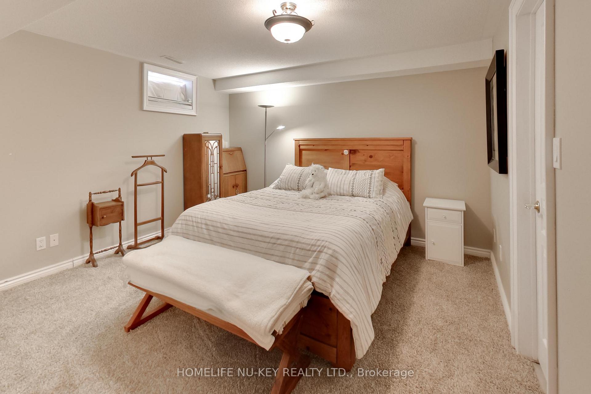 Photo 30 of 5 Duval Drive, Barrie, East Bayfield — HOMEH