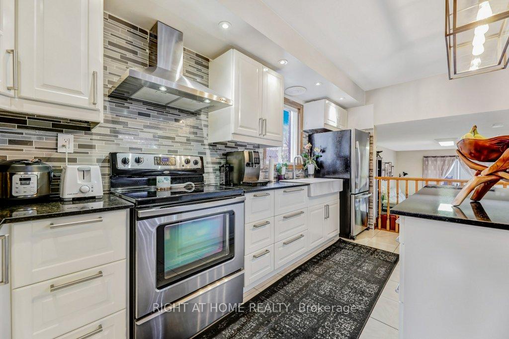 Photo 18 of 32 William Street, Hamilton, Landsdale — HOMEH