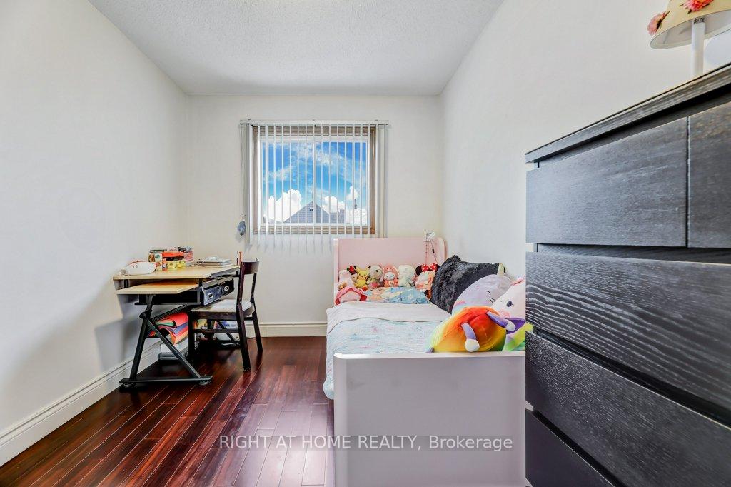 Photo 26 of 32 William Street, Hamilton, Landsdale — HOMEH