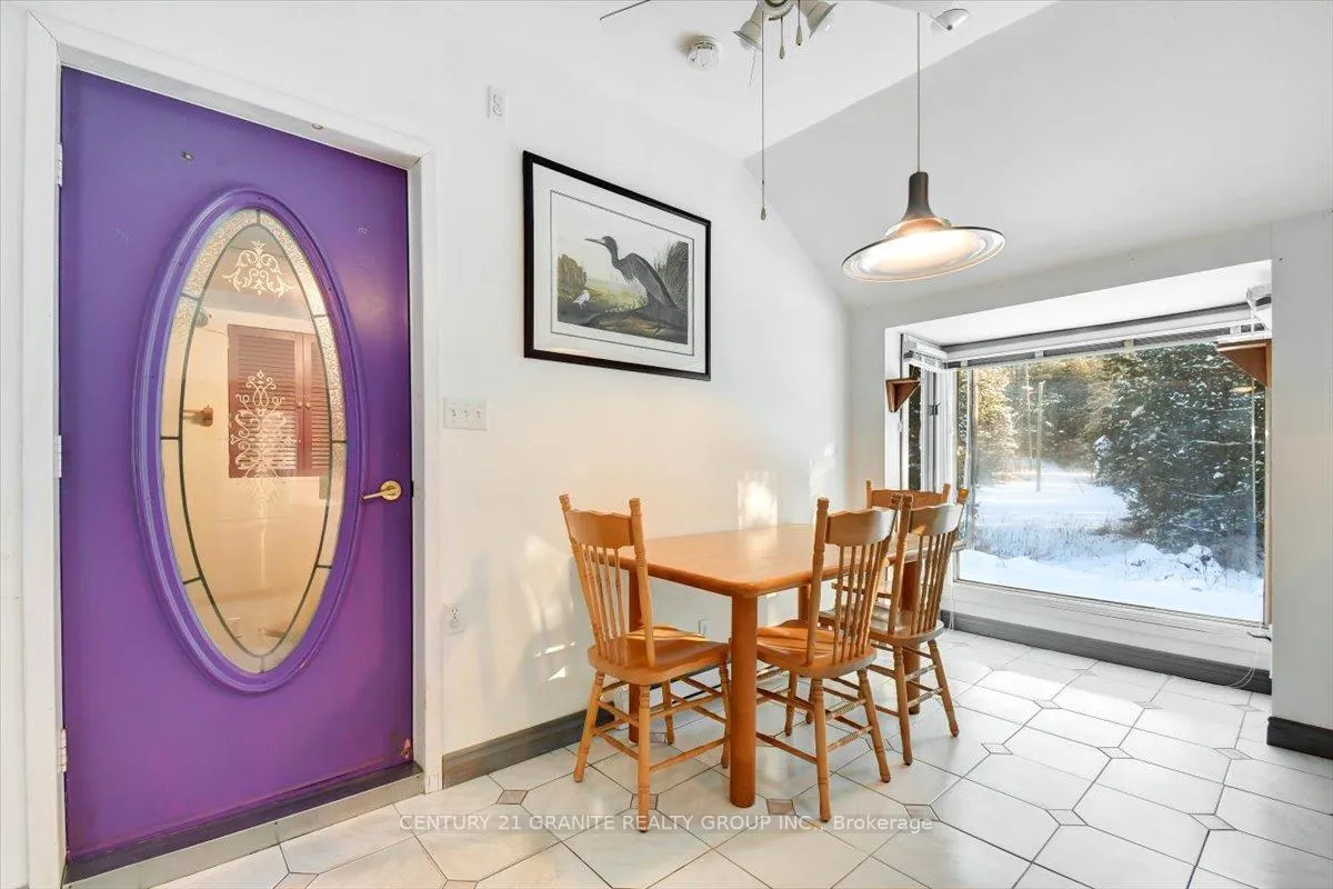 Photo 9 of 3157 Lower Faraday Road, Faraday — HOMEH