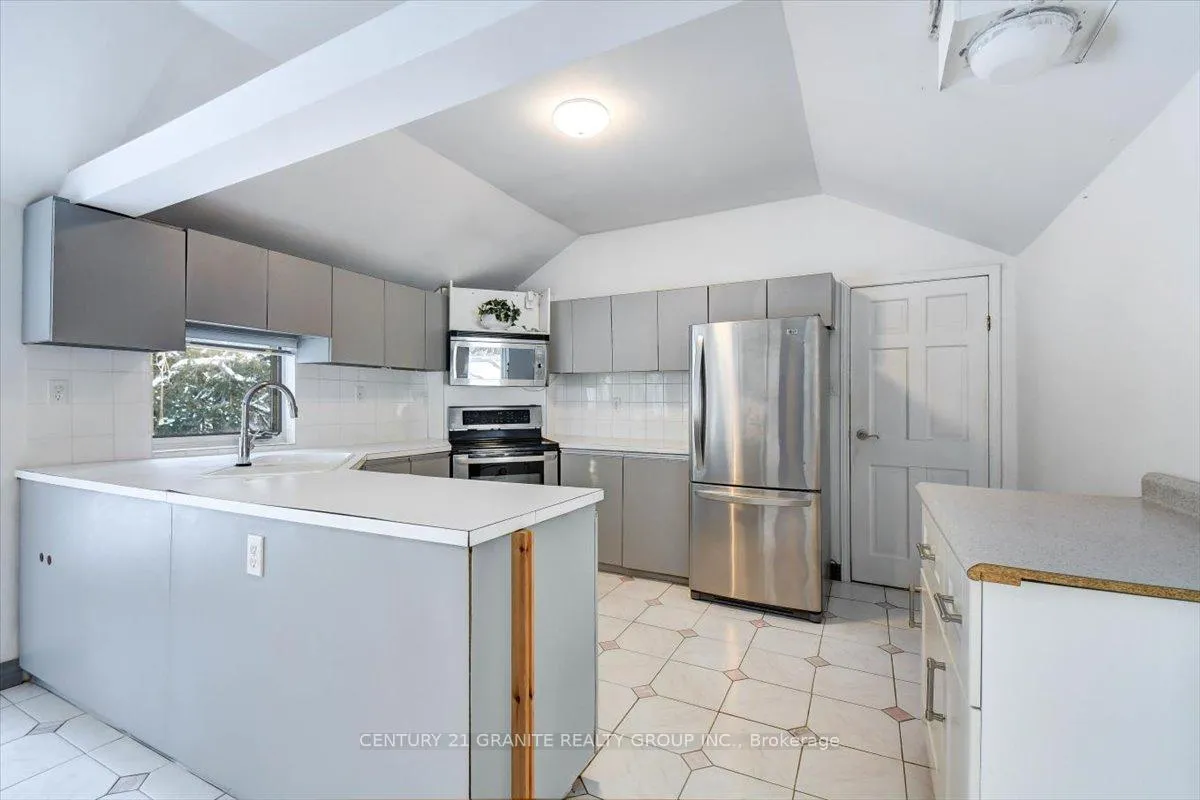 Photo 10 of 3157 Lower Faraday Road, Faraday — HOMEH