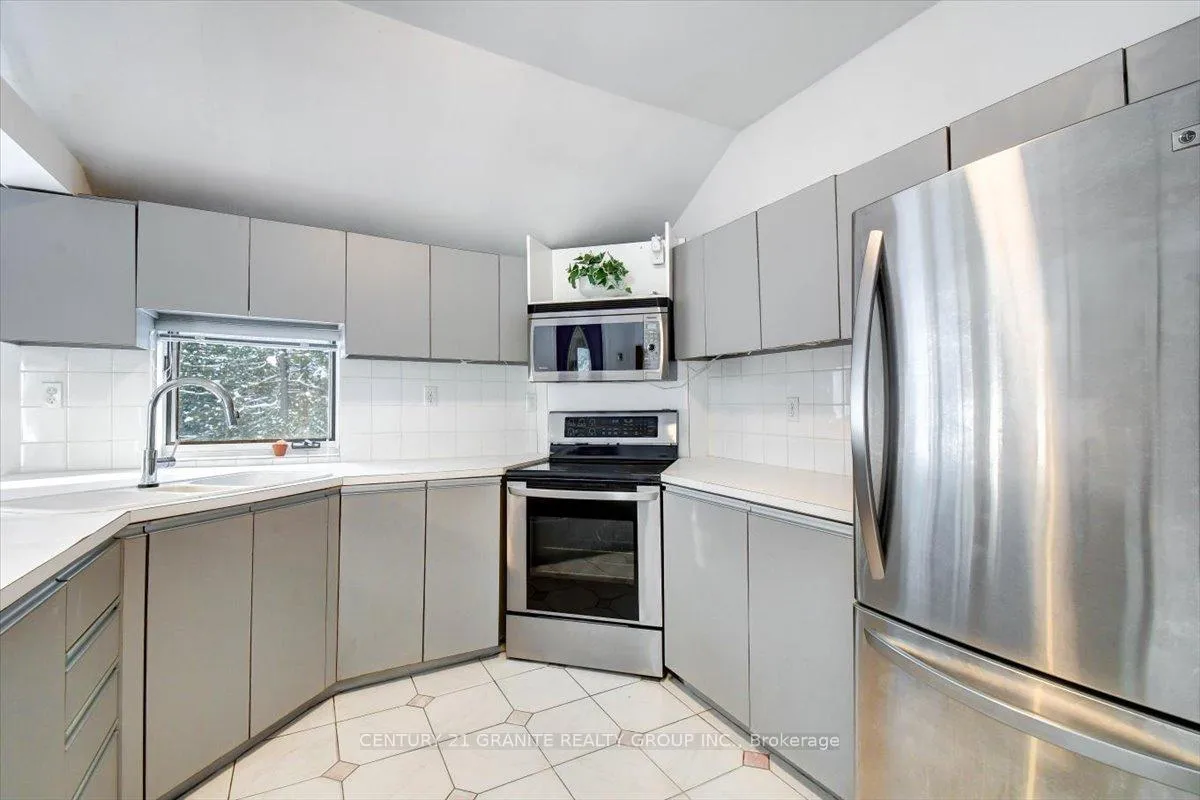 Photo 12 of 3157 Lower Faraday Road, Faraday — HOMEH