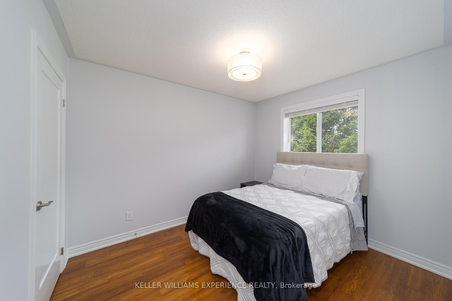 Photo 18 of 141 Benson Drive, Barrie, Northwest — HOMEH
