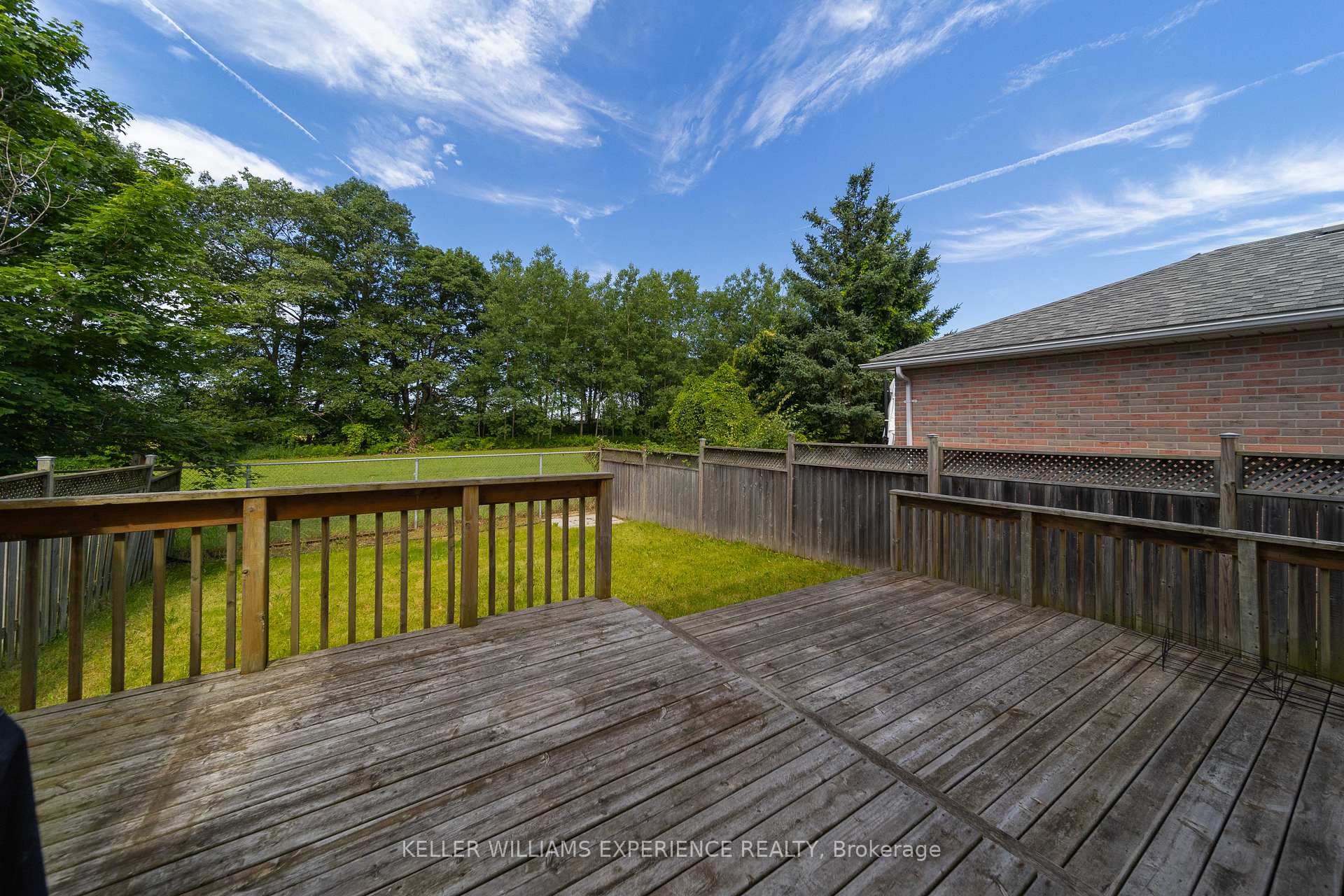 Photo 24 of 141 Benson Drive, Barrie, Northwest — HOMEH