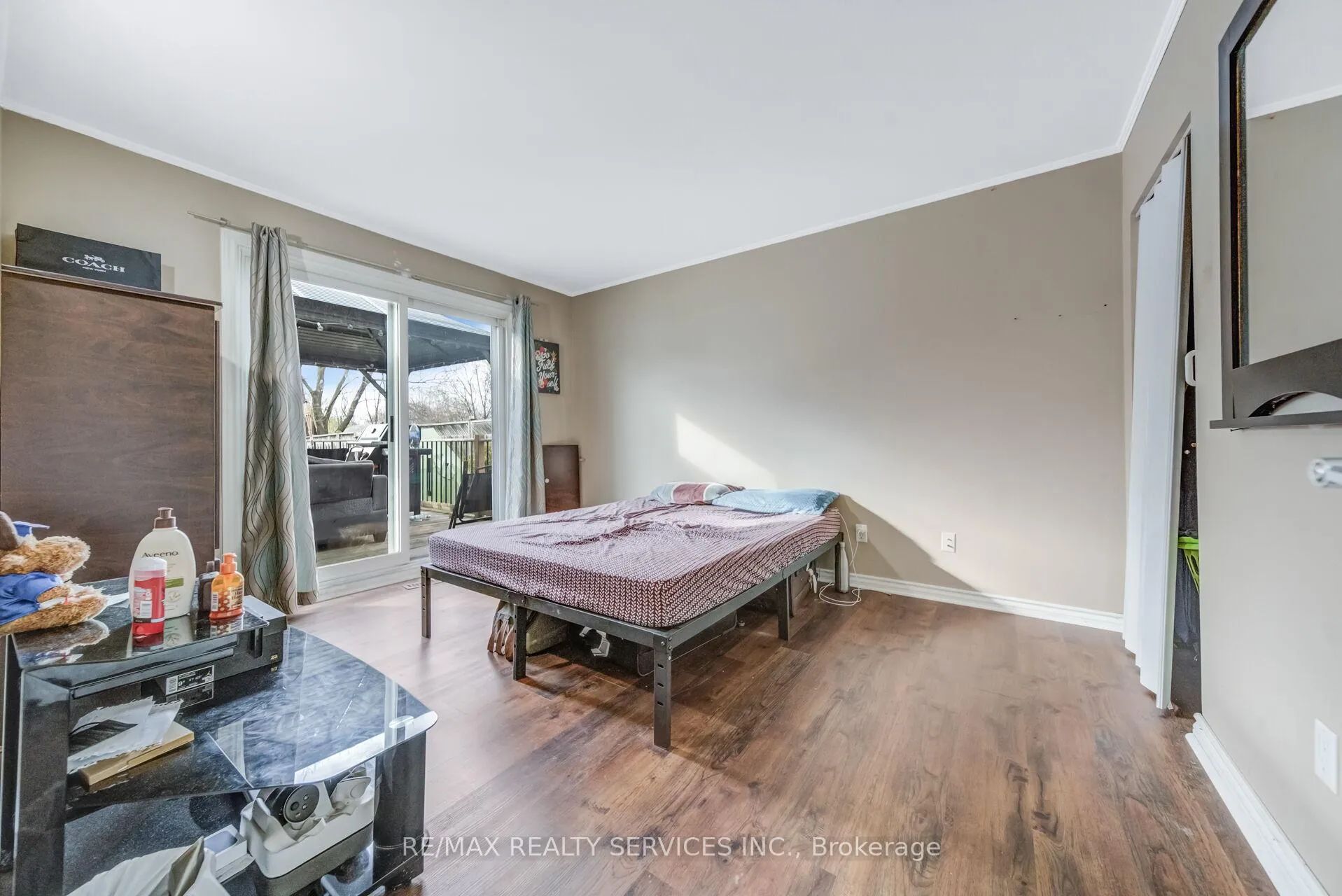 Photo 19 of 39 Flavian Crescent, Brampton, Southgate — HOMEH
