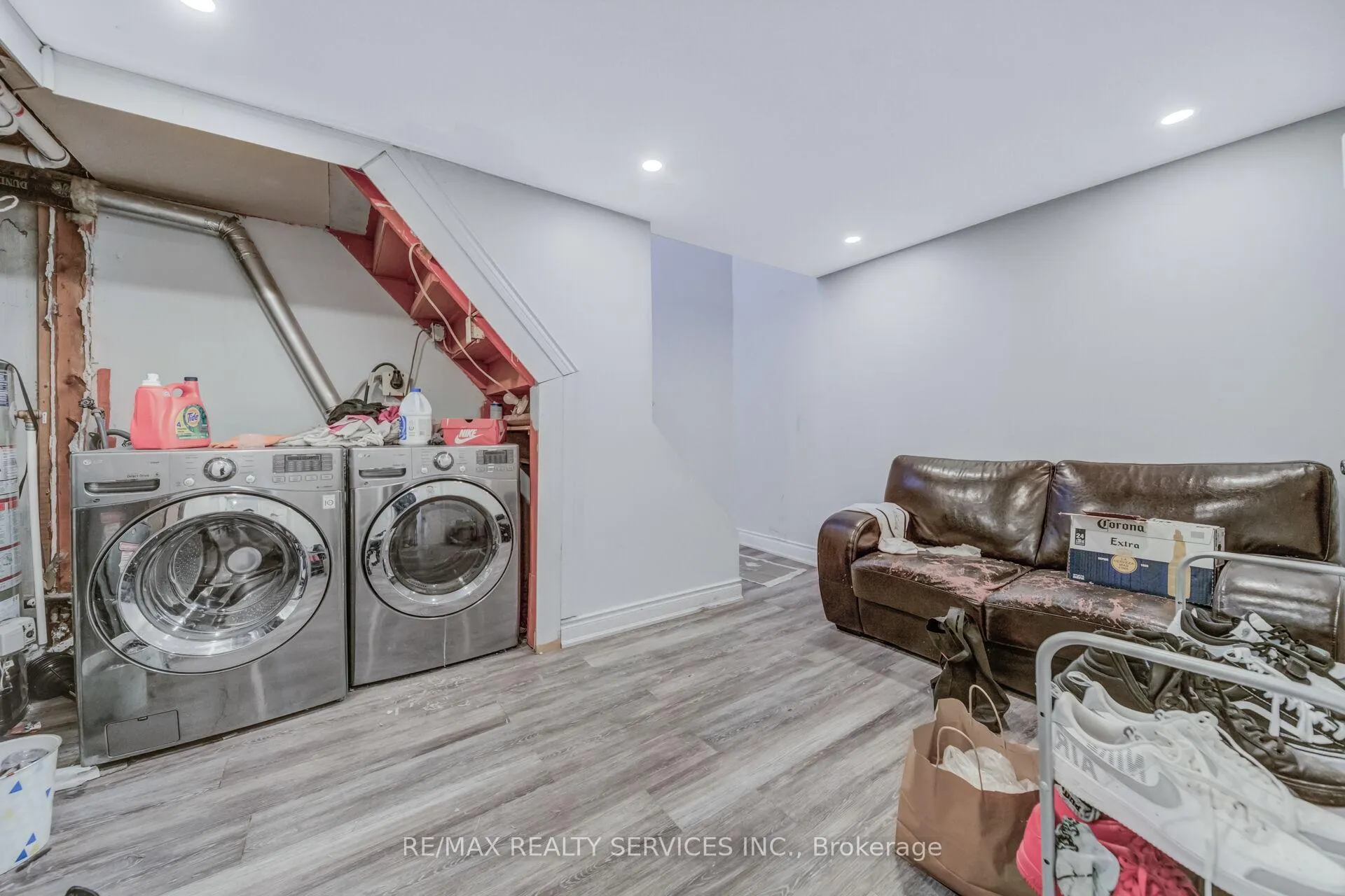 Photo 32 of 39 Flavian Crescent, Brampton, Southgate — HOMEH