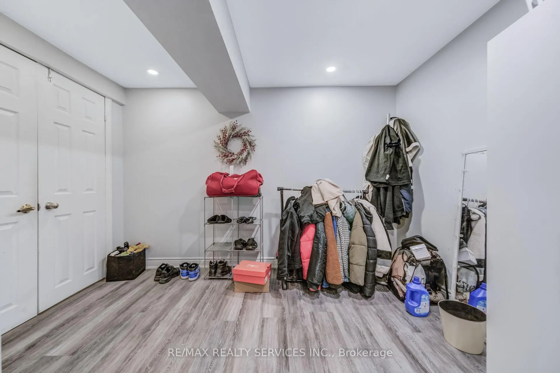 Photo 33 of 39 Flavian Crescent, Brampton, Southgate — HOMEH