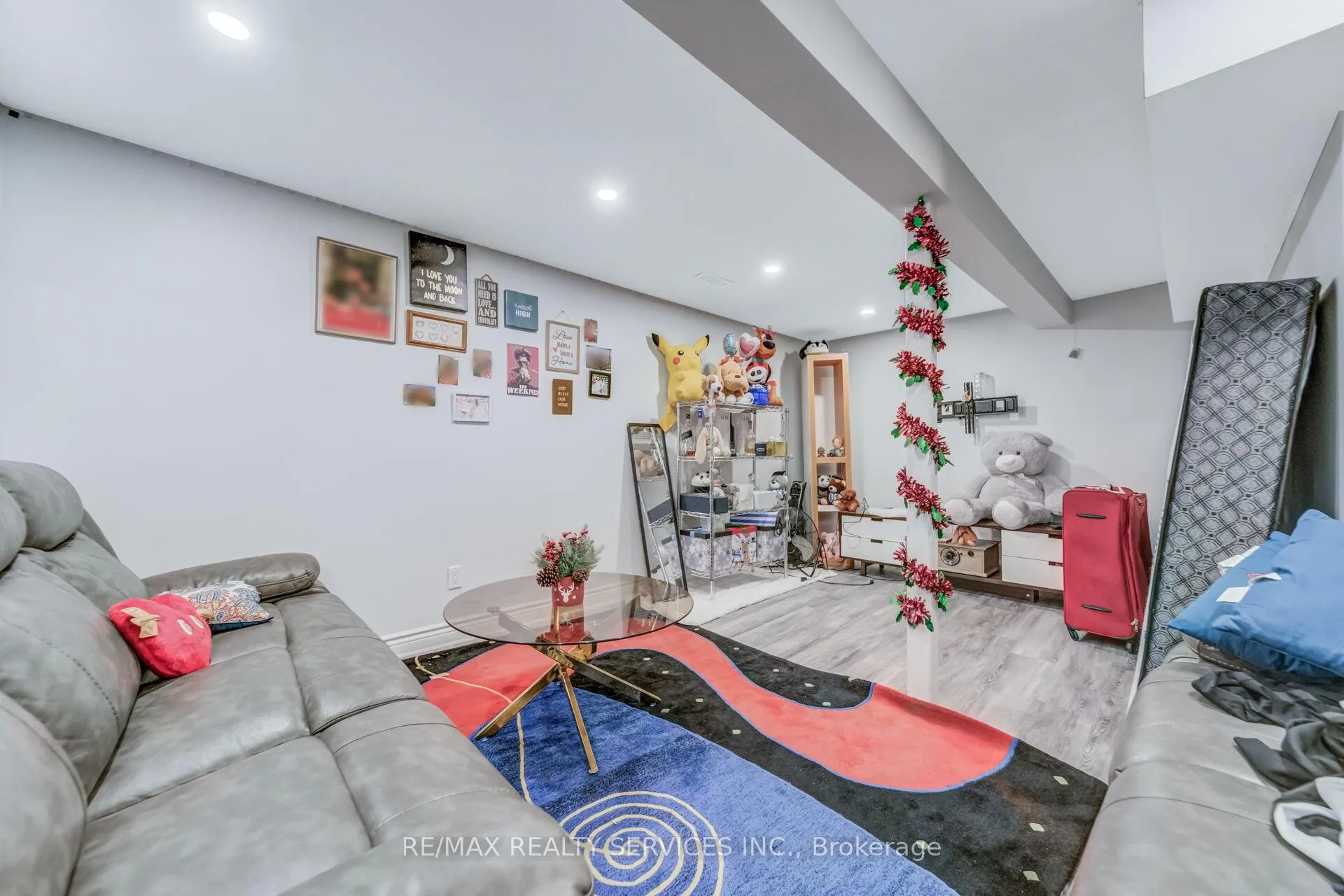 Photo 34 of 39 Flavian Crescent, Brampton, Southgate — HOMEH