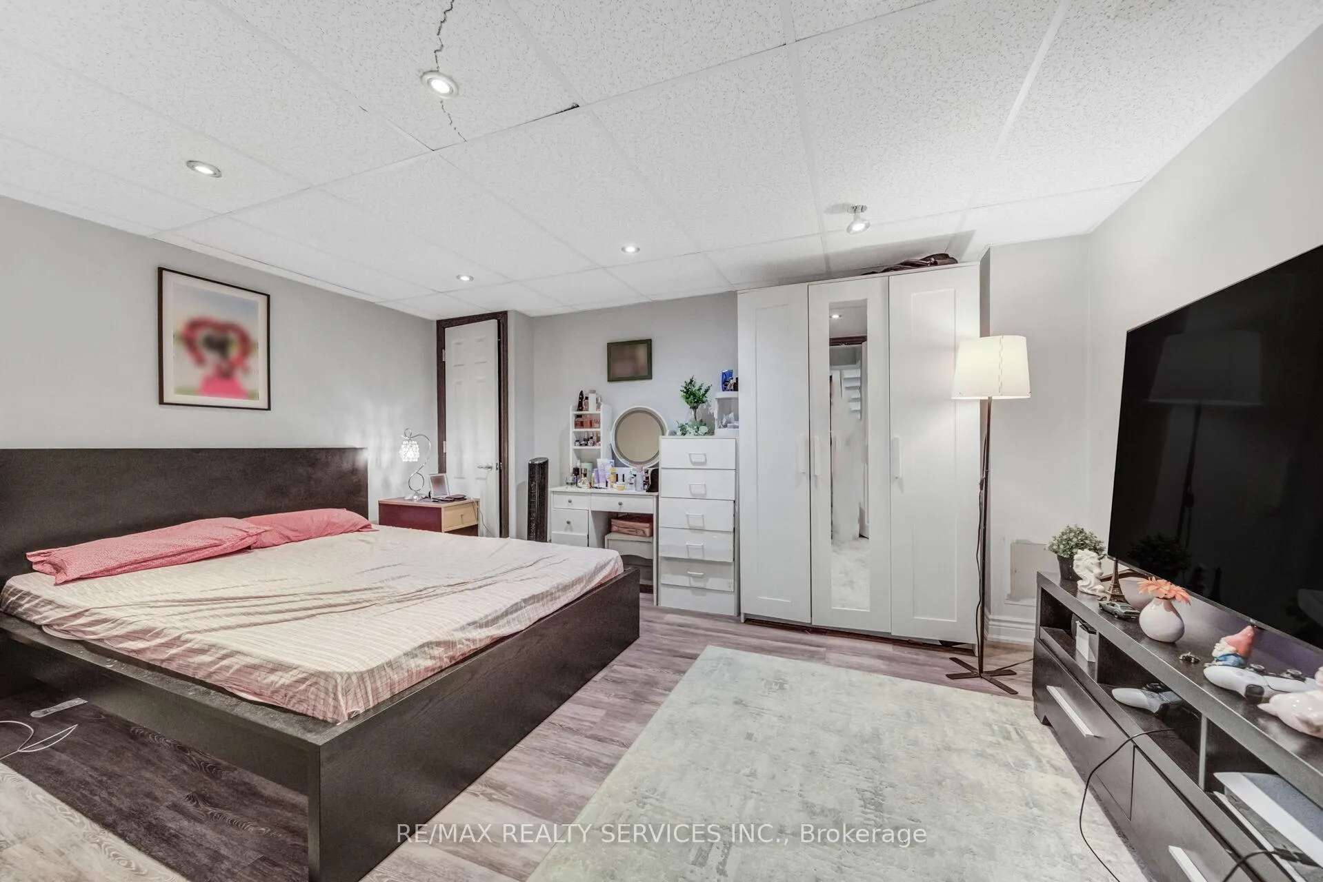 Photo 38 of 39 Flavian Crescent, Brampton, Southgate — HOMEH