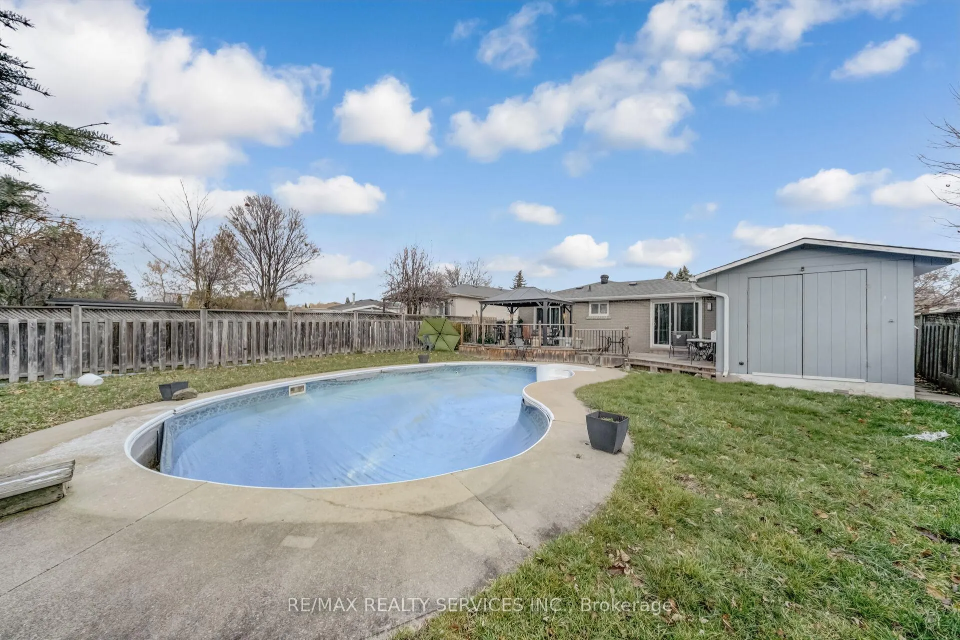 Photo 46 of 39 Flavian Crescent, Brampton, Southgate — HOMEH