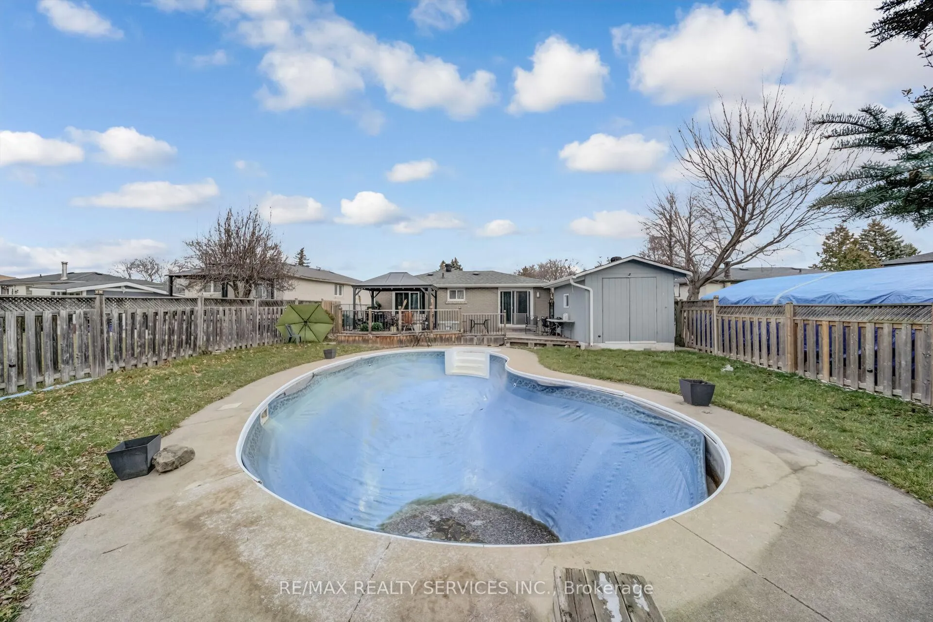 Photo 47 of 39 Flavian Crescent, Brampton, Southgate — HOMEH