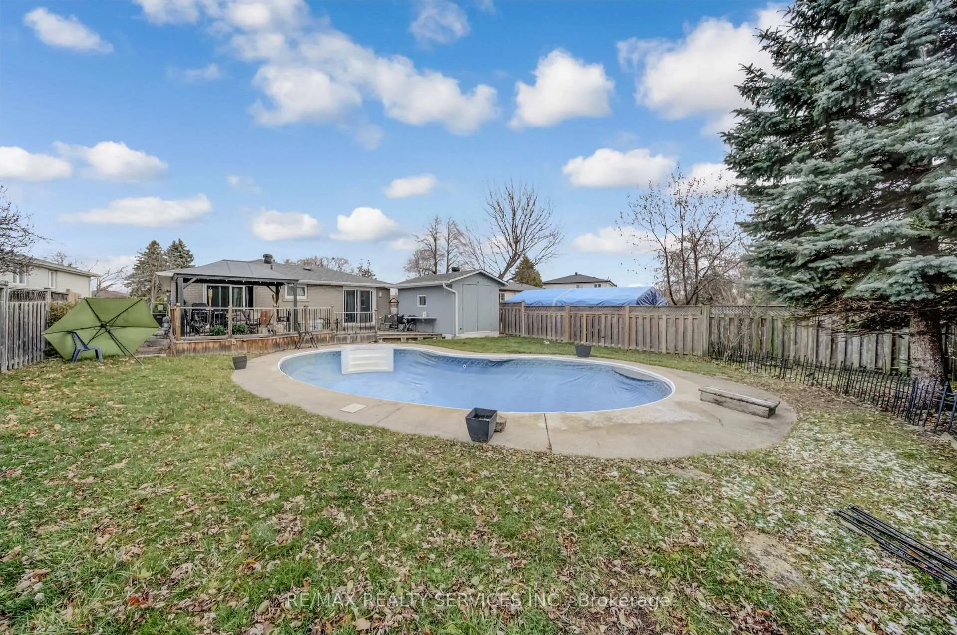 Photo 48 of 39 Flavian Crescent, Brampton, Southgate — HOMEH