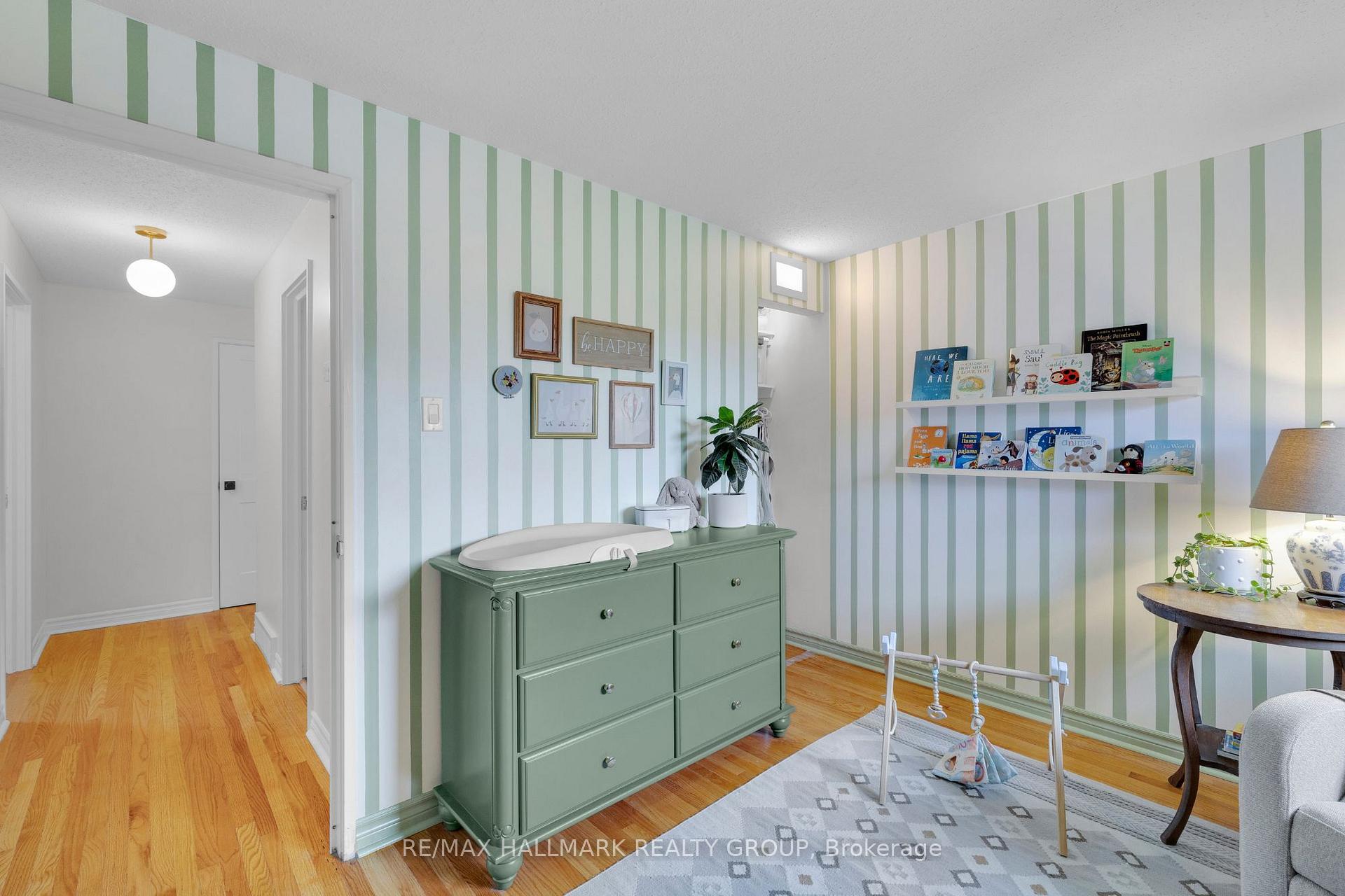 Photo 21 of 1292 Henry Farm Drive, Ottawa, Copeland Park — HOMEH