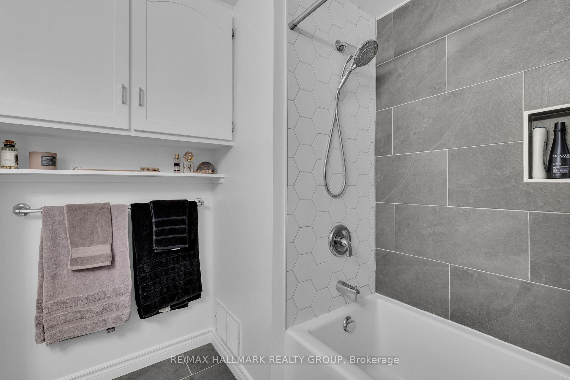 Photo 23 of 1292 Henry Farm Drive, Ottawa, Copeland Park — HOMEH
