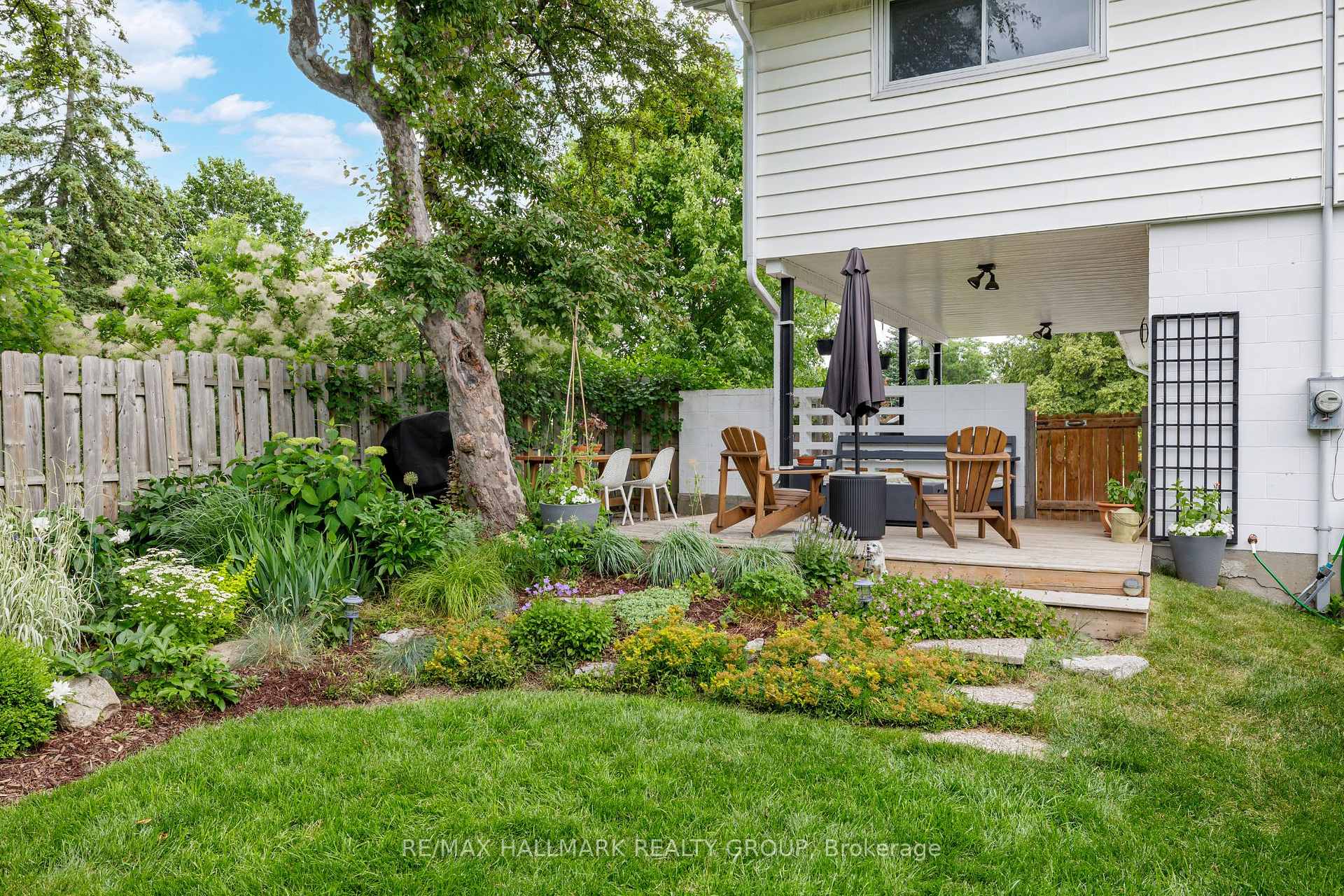 Photo 33 of 1292 Henry Farm Drive, Ottawa, Copeland Park — HOMEH