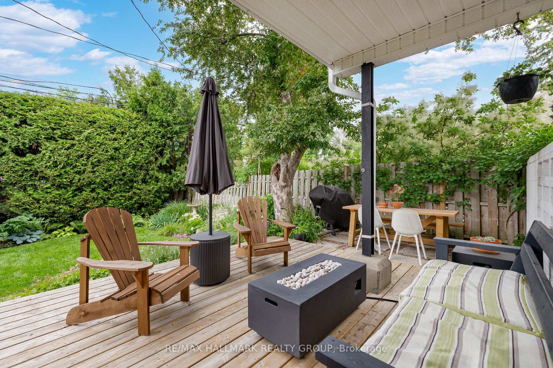 Photo 37 of 1292 Henry Farm Drive, Ottawa, Copeland Park — HOMEH