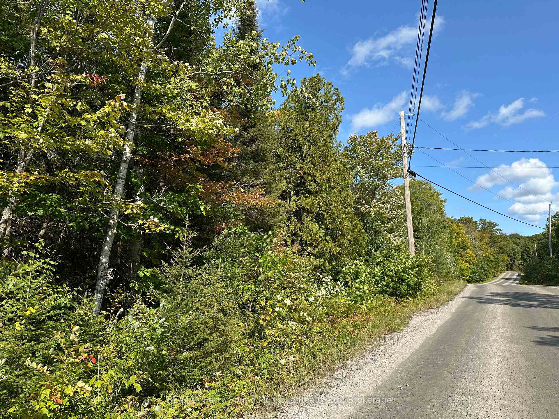 Photo 4 of 308 Nipissing Road N, Magnetawan — HOMEH