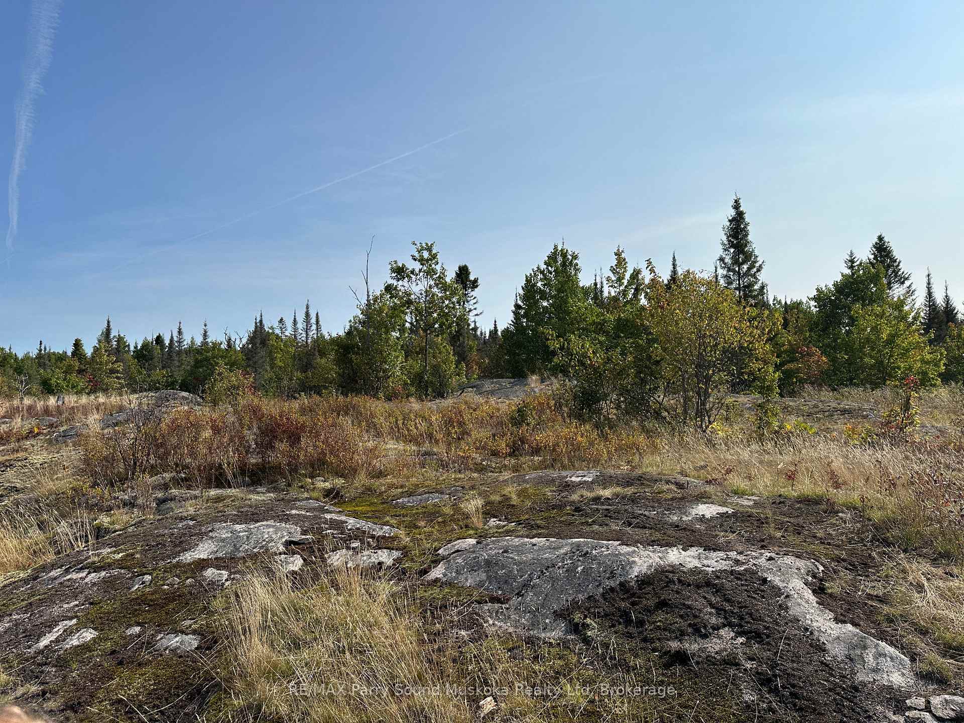 Photo 6 of 308 Nipissing Road N, Magnetawan — HOMEH