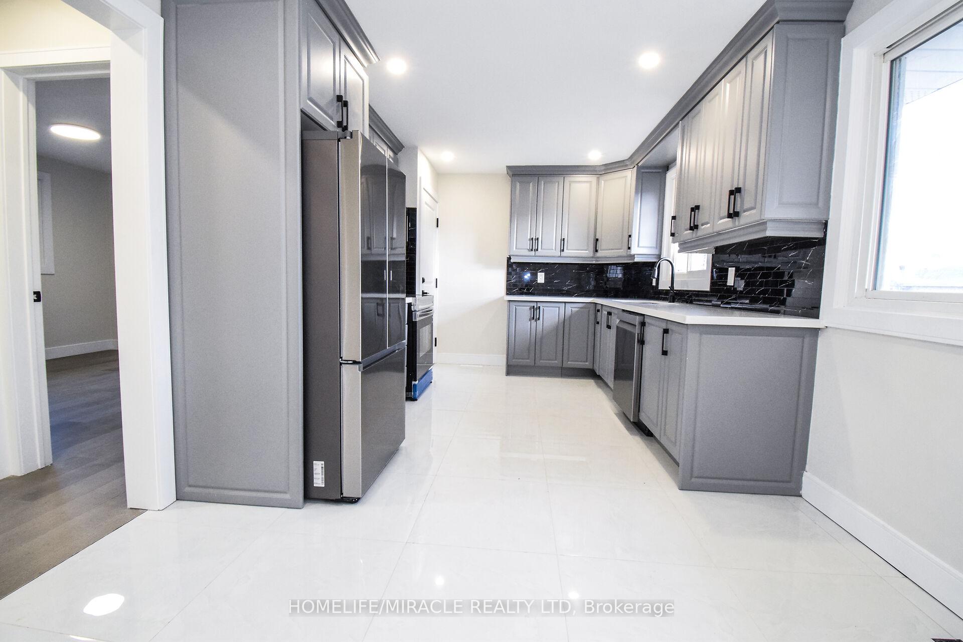 Photo 6 of 25 Meredith Drive, St. Catharines, Carlton/Bunting — HOMEH