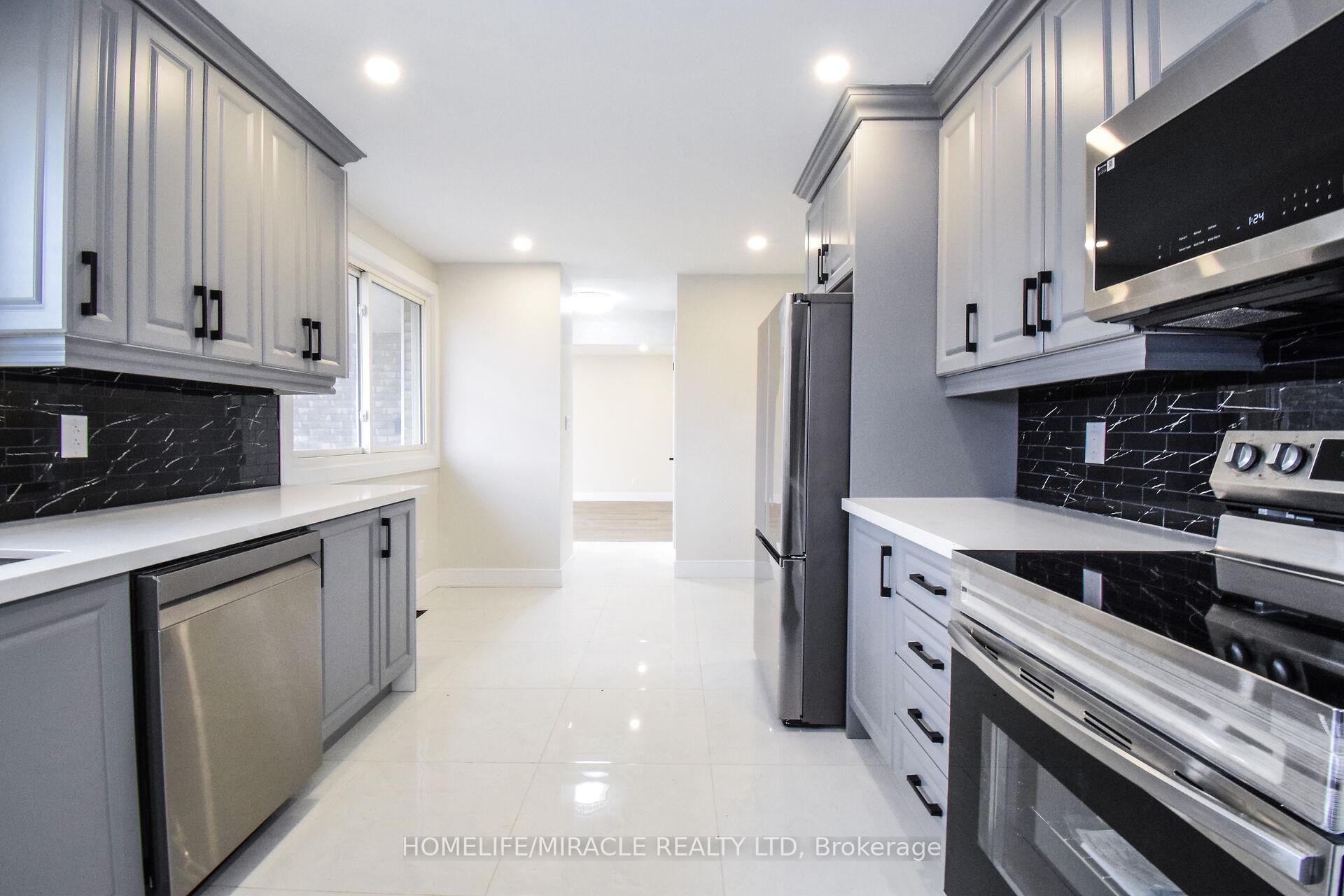 Photo 9 of 25 Meredith Drive, St. Catharines, Carlton/Bunting — HOMEH