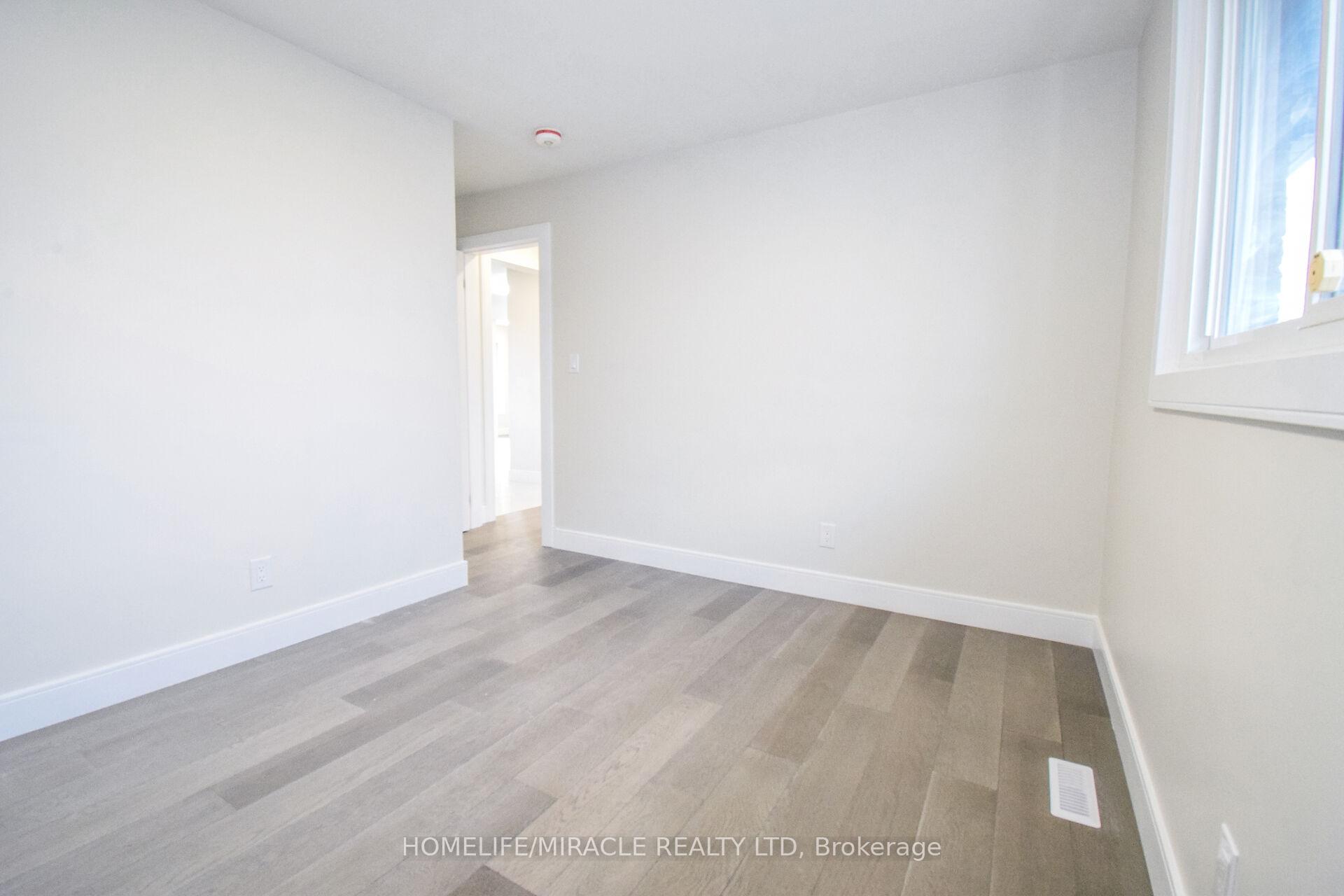 Photo 19 of 25 Meredith Drive, St. Catharines, Carlton/Bunting — HOMEH