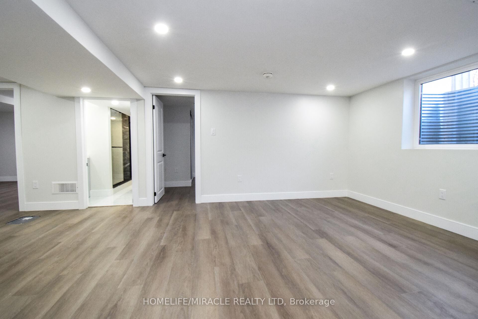 Photo 25 of 25 Meredith Drive, St. Catharines, Carlton/Bunting — HOMEH