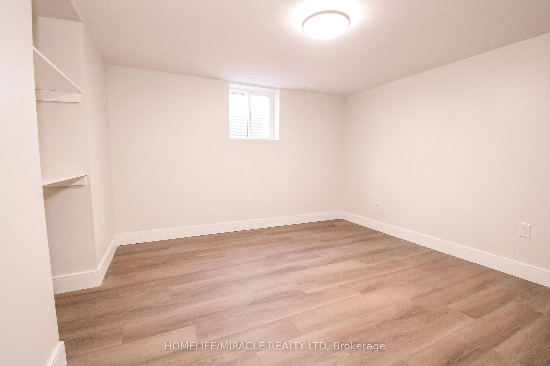 Photo 32 of 25 Meredith Drive, St. Catharines, Carlton/Bunting — HOMEH