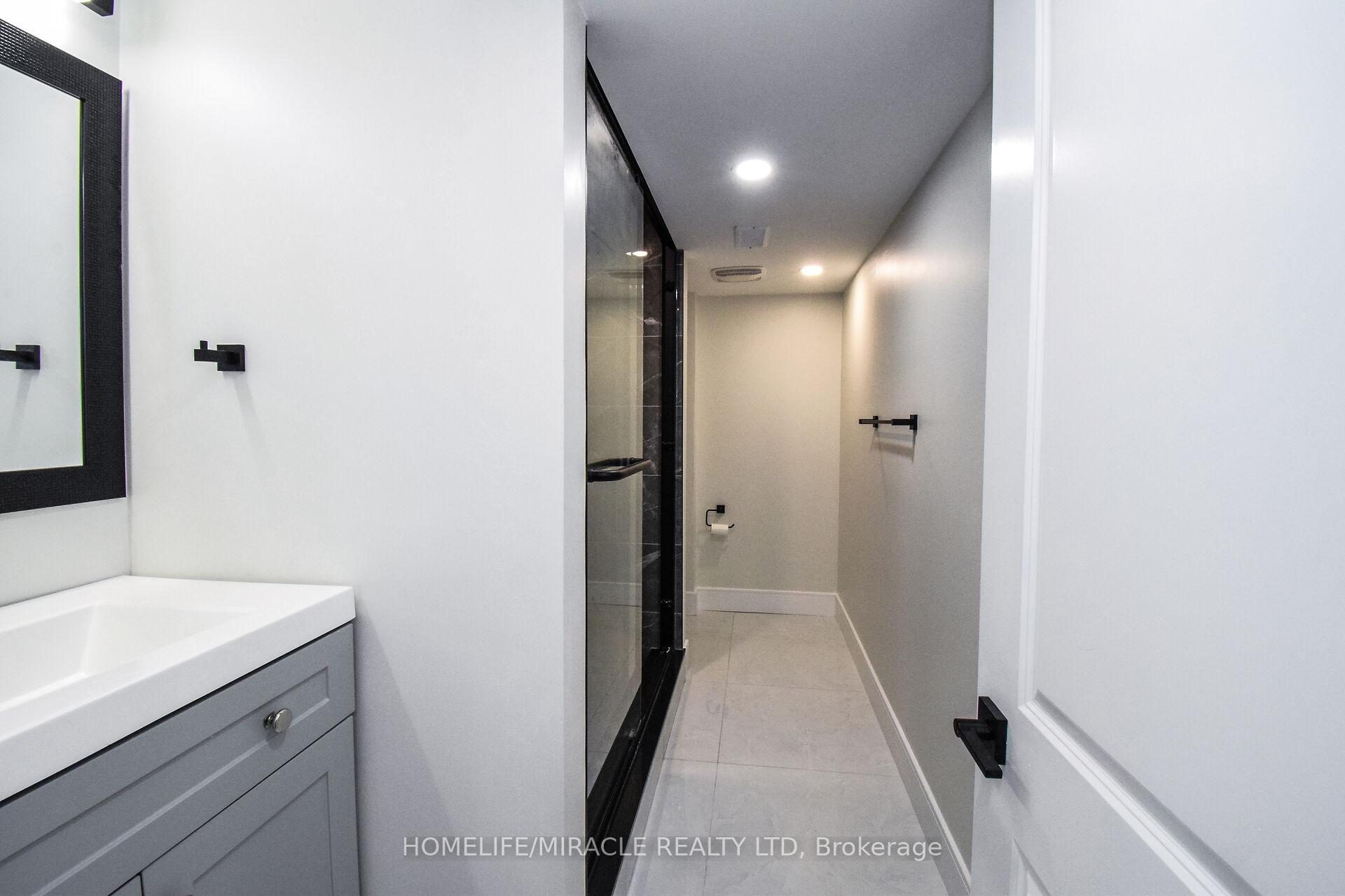 Photo 33 of 25 Meredith Drive, St. Catharines, Carlton/Bunting — HOMEH