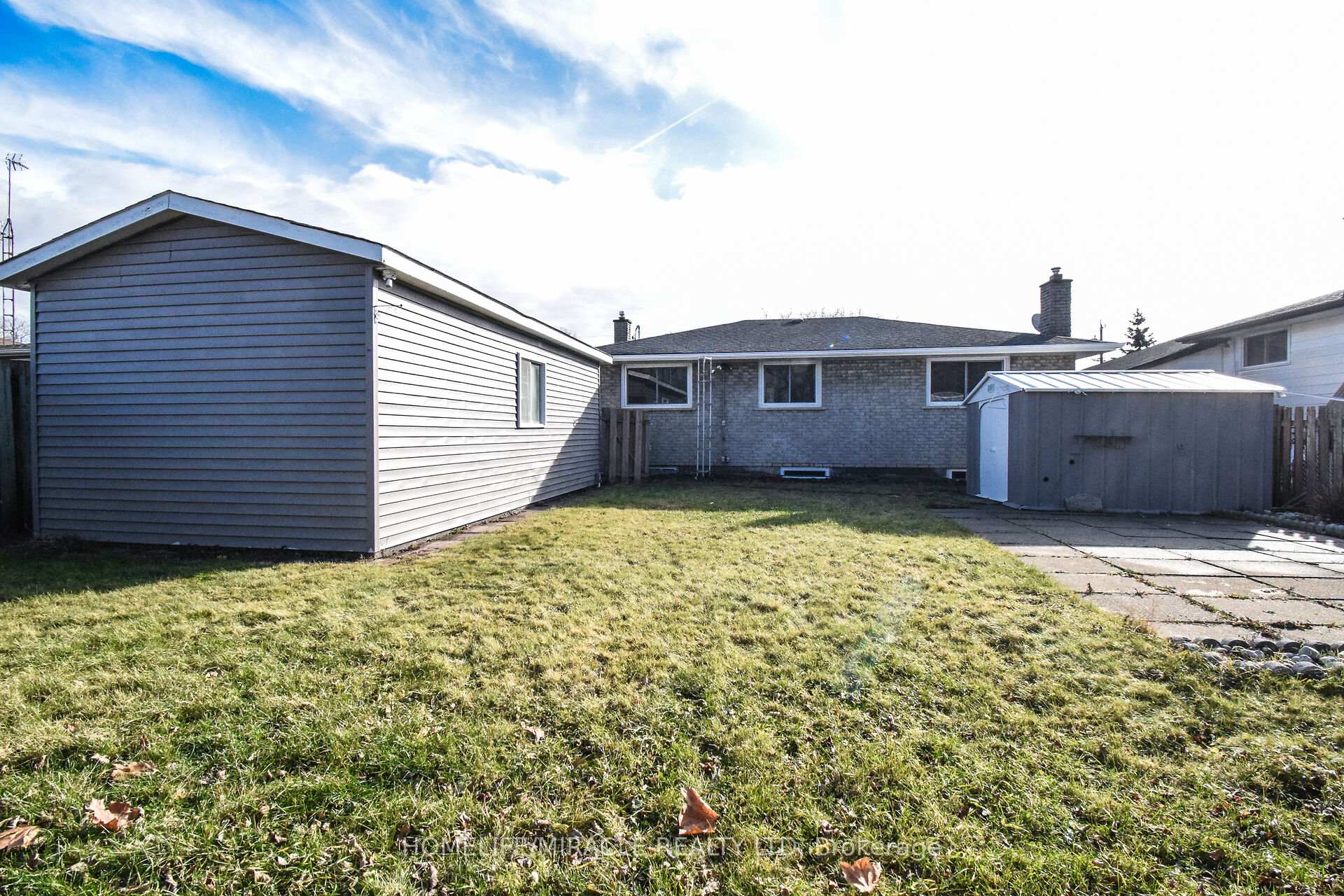 Photo 40 of 25 Meredith Drive, St. Catharines, Carlton/Bunting — HOMEH