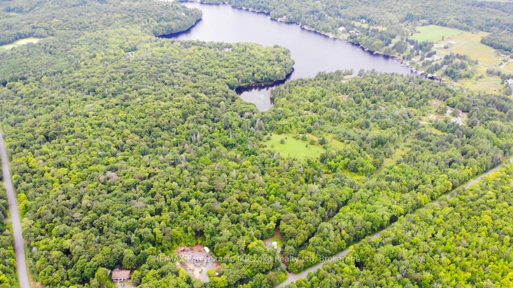 Photo 15 of 335 Centre Road, McKellar — HOMEH