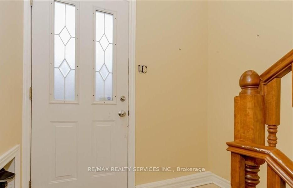 Photo 17 of 18 Greenlaw Place, St. Catharines, Downtown — HOMEH