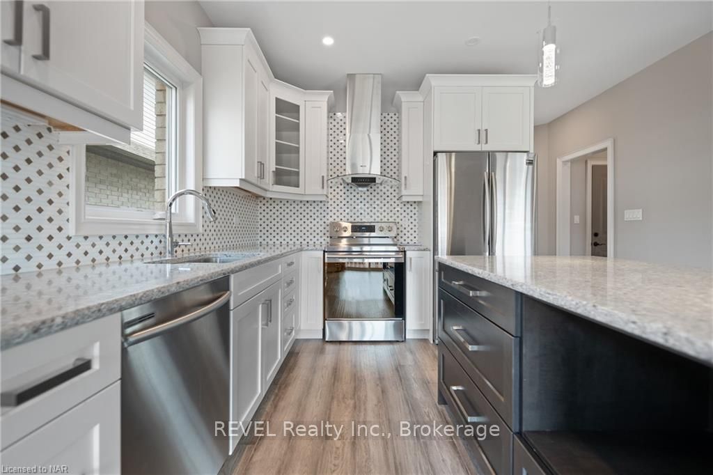 Photo 14 of 43 Berkshire Drive, St. Catharines, Carlton/Bunting — HOMEH