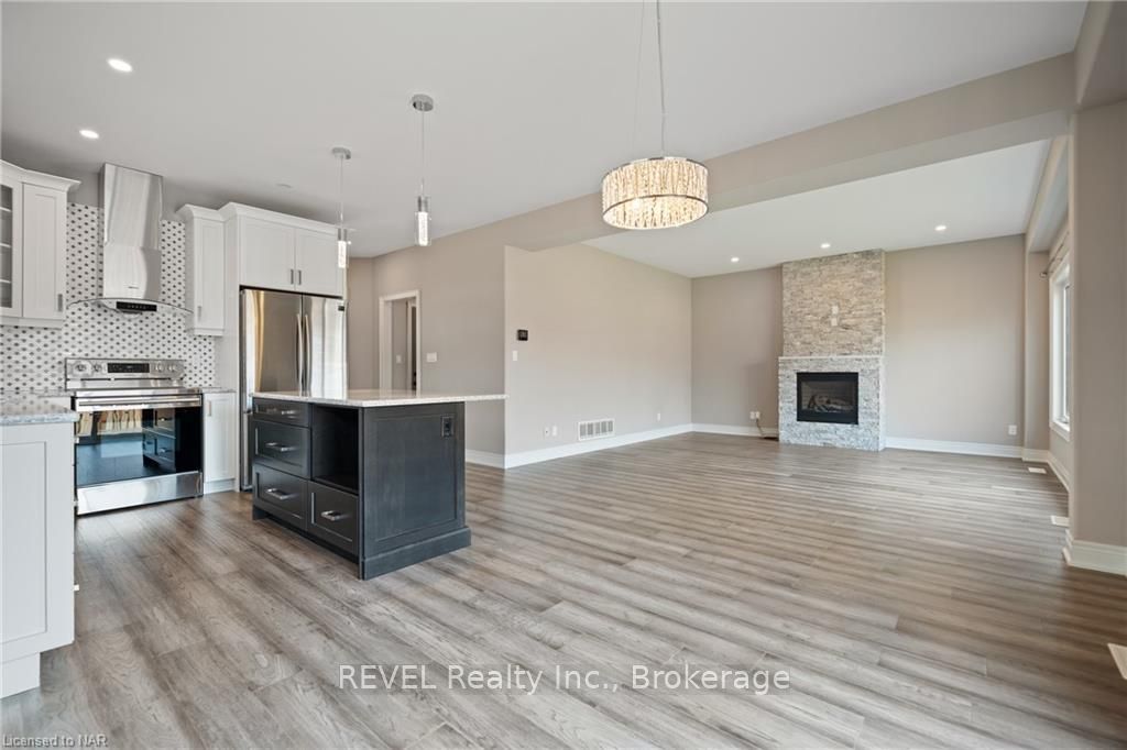 Photo 19 of 43 Berkshire Drive, St. Catharines, Carlton/Bunting — HOMEH