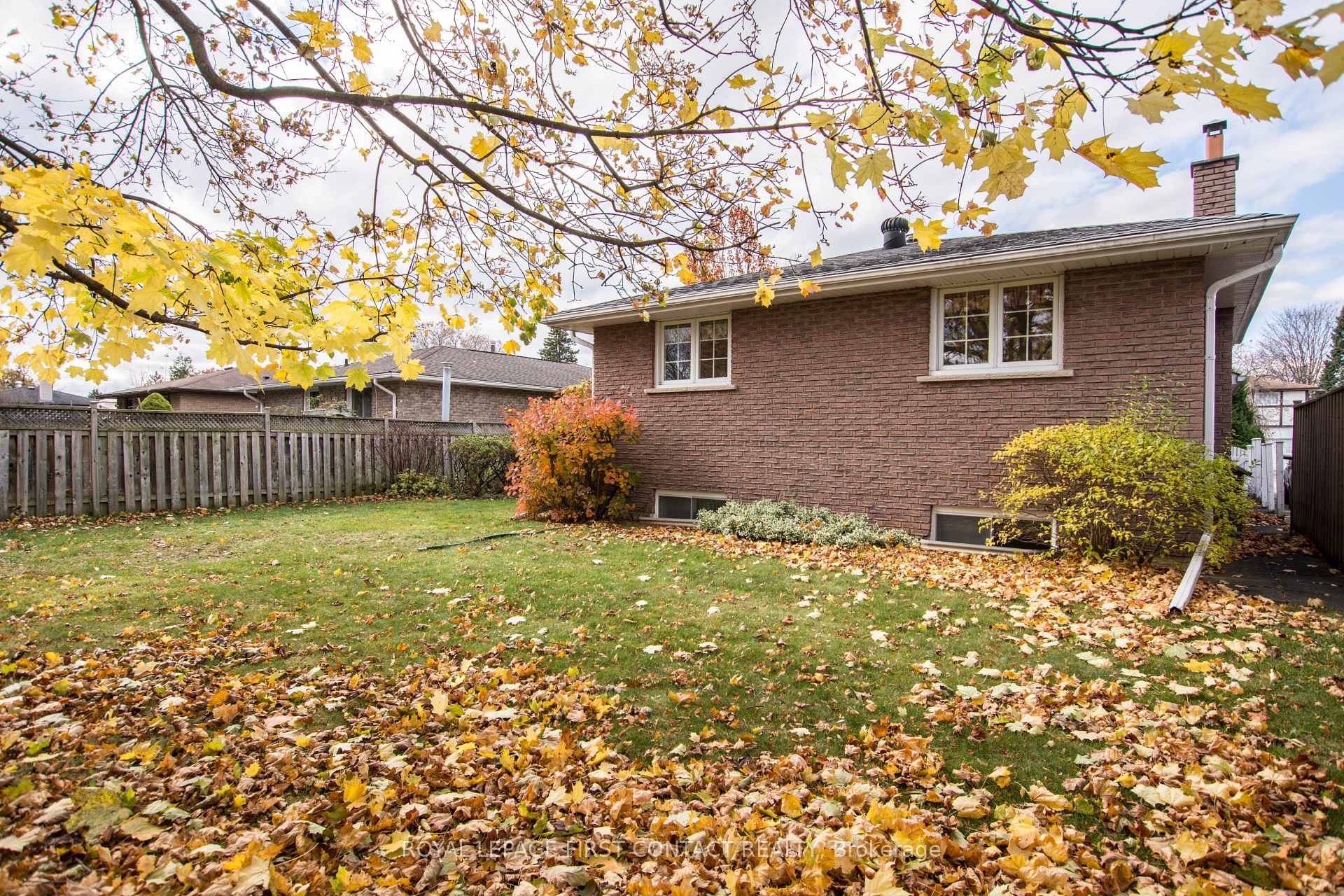 Photo 35 of 279 Cook Street, Barrie, Grove East — HOMEH