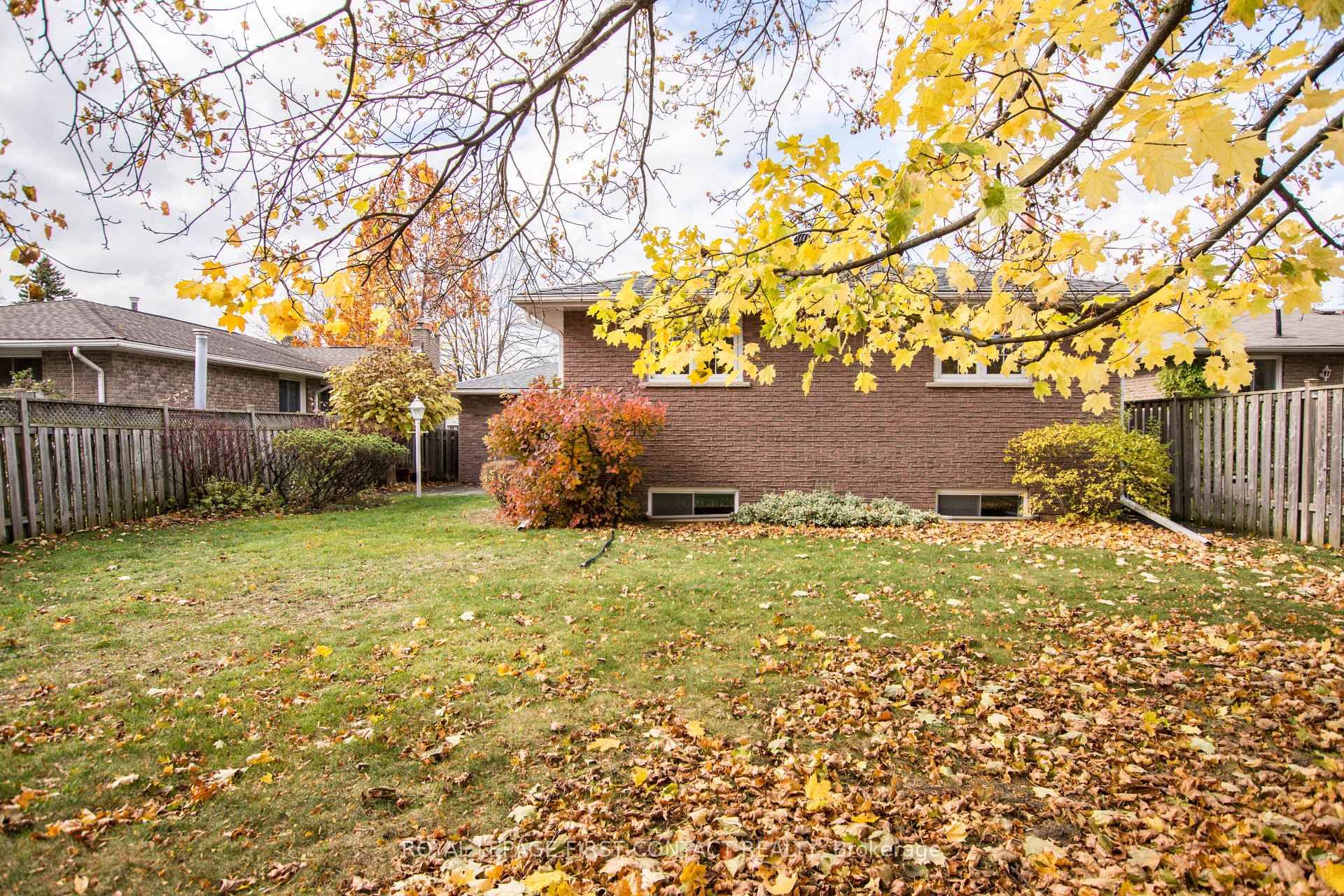 Photo 37 of 279 Cook Street, Barrie, Grove East — HOMEH