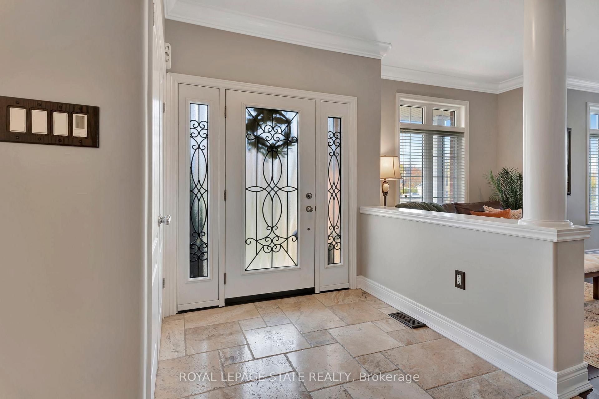 Photo 6 of 19 Watershore Drive, Hamilton, Winona — HOMEH