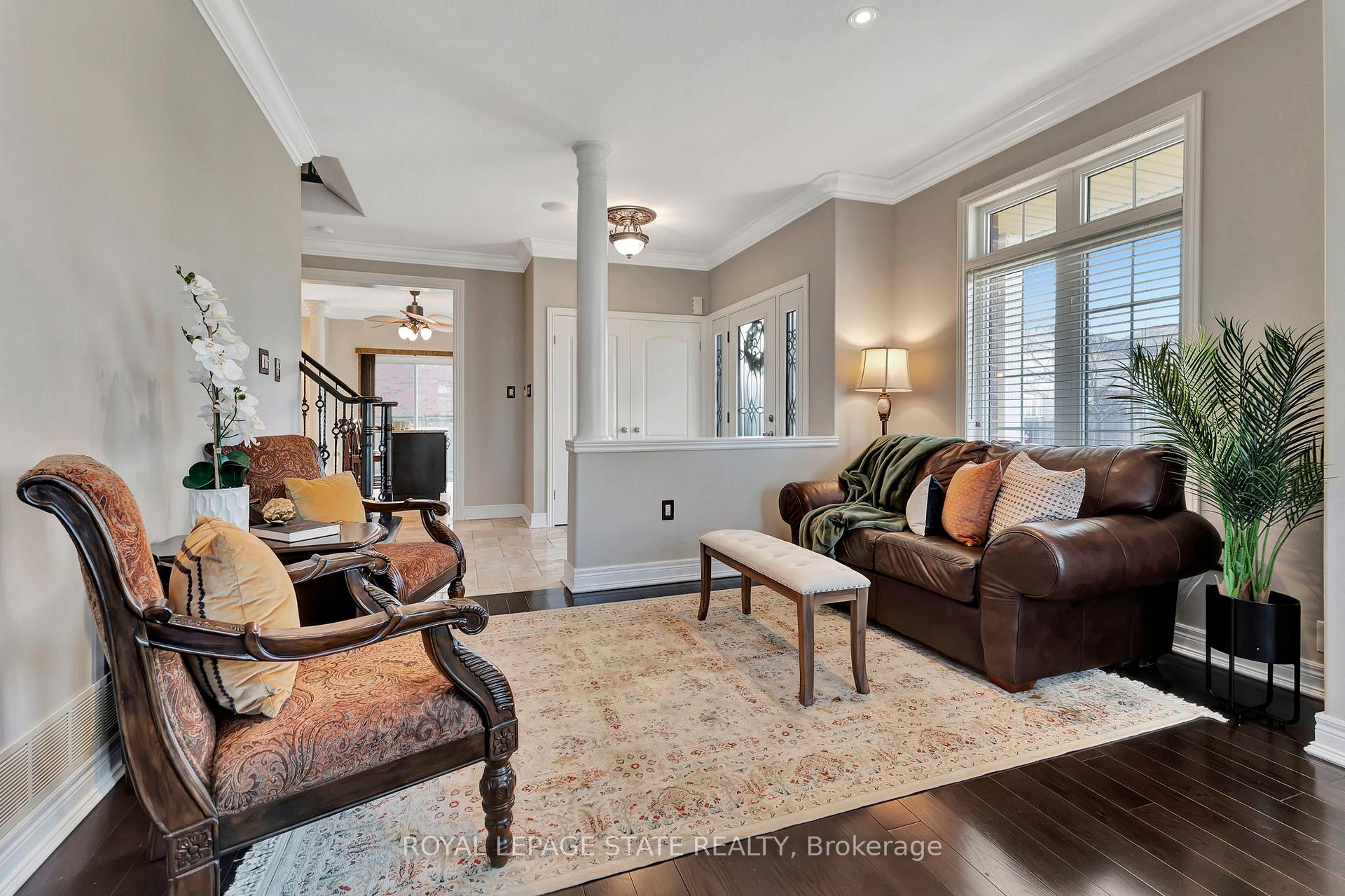 Photo 9 of 19 Watershore Drive, Hamilton, Winona — HOMEH
