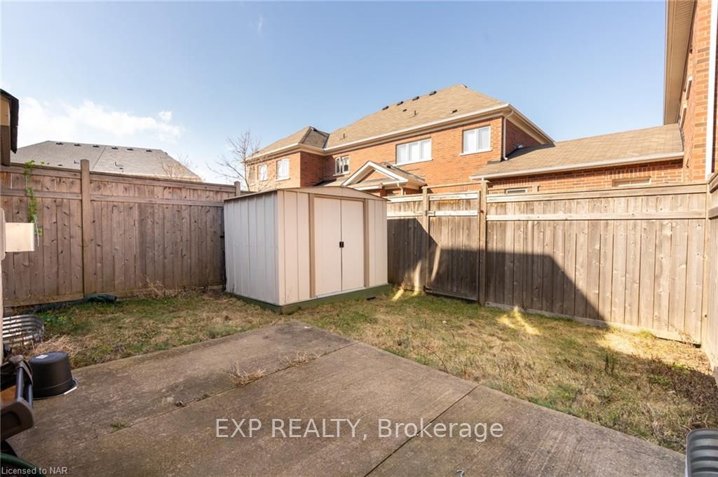 Photo 35 of 198 Wright Crescent, St. Catharines, Burleigh Hill — HOMEH