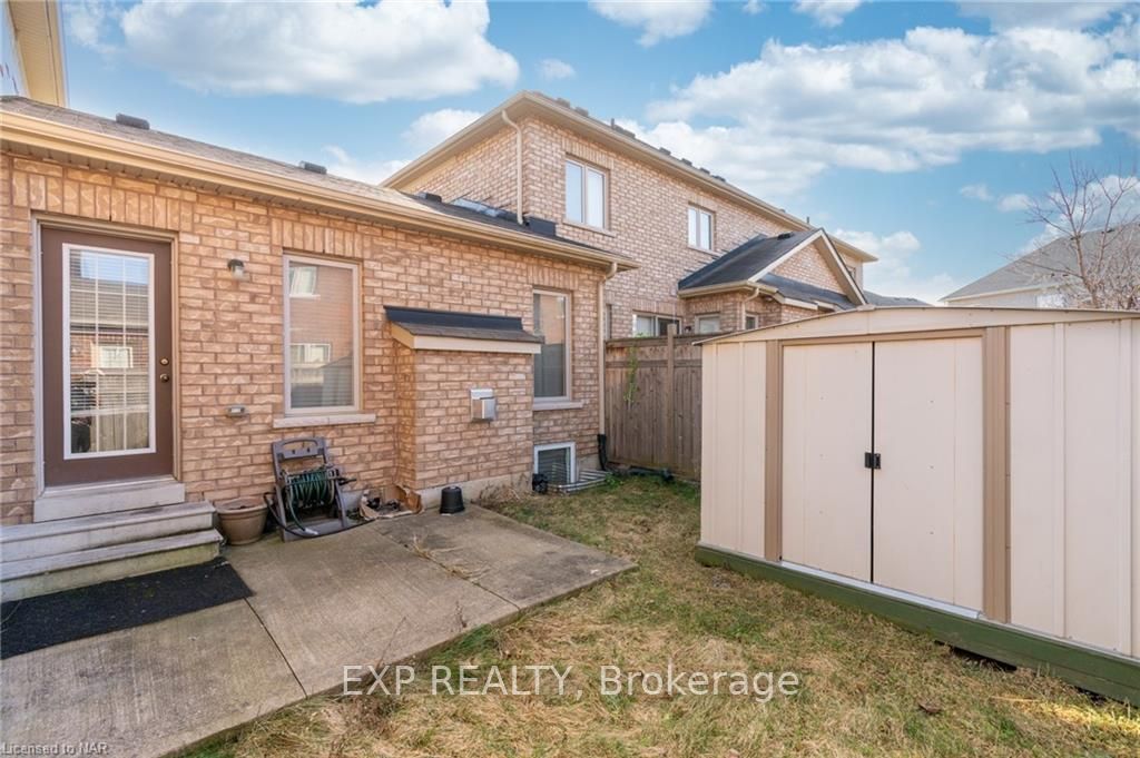 Photo 36 of 198 Wright Crescent, St. Catharines, Burleigh Hill — HOMEH